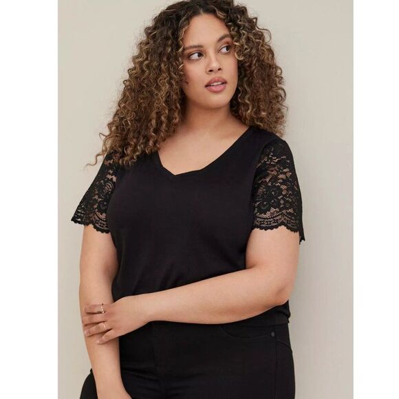 Torrid Tee Size 00 (10) Black V Neck Lace Sleeves NWT - Picture 1 of 14